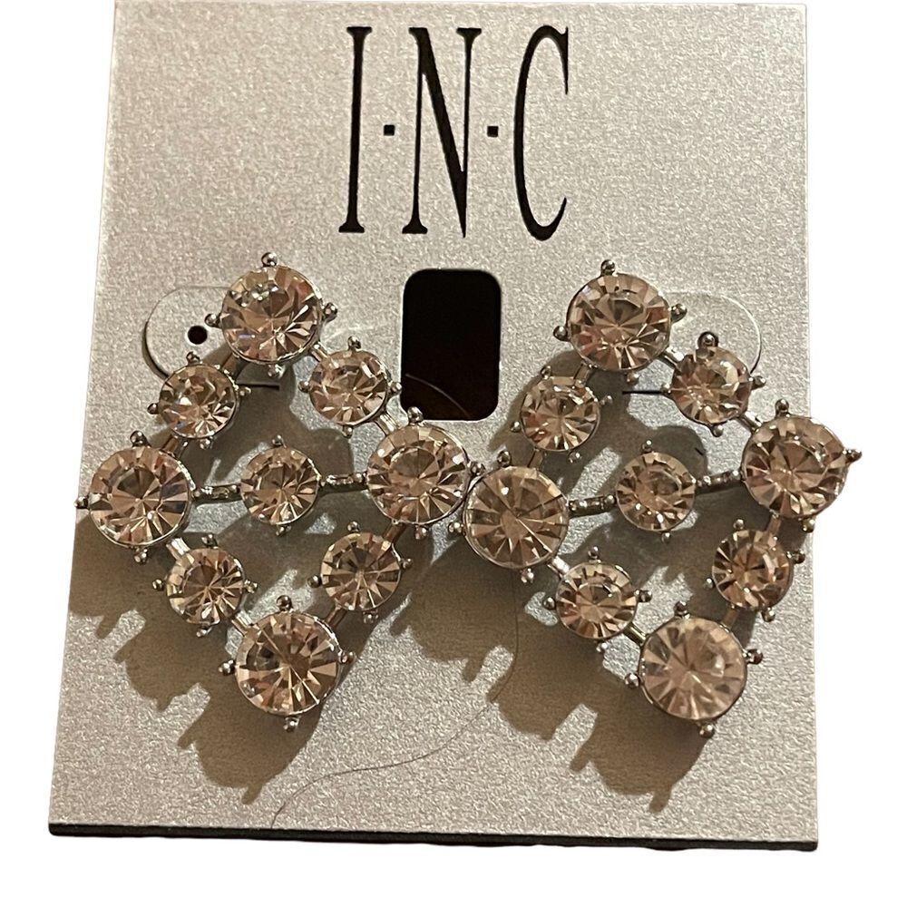 NWT INC International Concepts diamond shaped rhinestone post earring